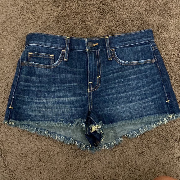 Abercrombie & Fitch Mid-Rise Cutoff Denim Shorts Dark Wash Size 0 - Picture 9 of 11
